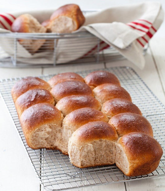 Homestyle Dinner Rolls